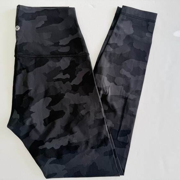 Lululemon Wunder Under Super High-Rise Tight Size 8 Black Camo 28" Discontinued - Picture 3 of 6